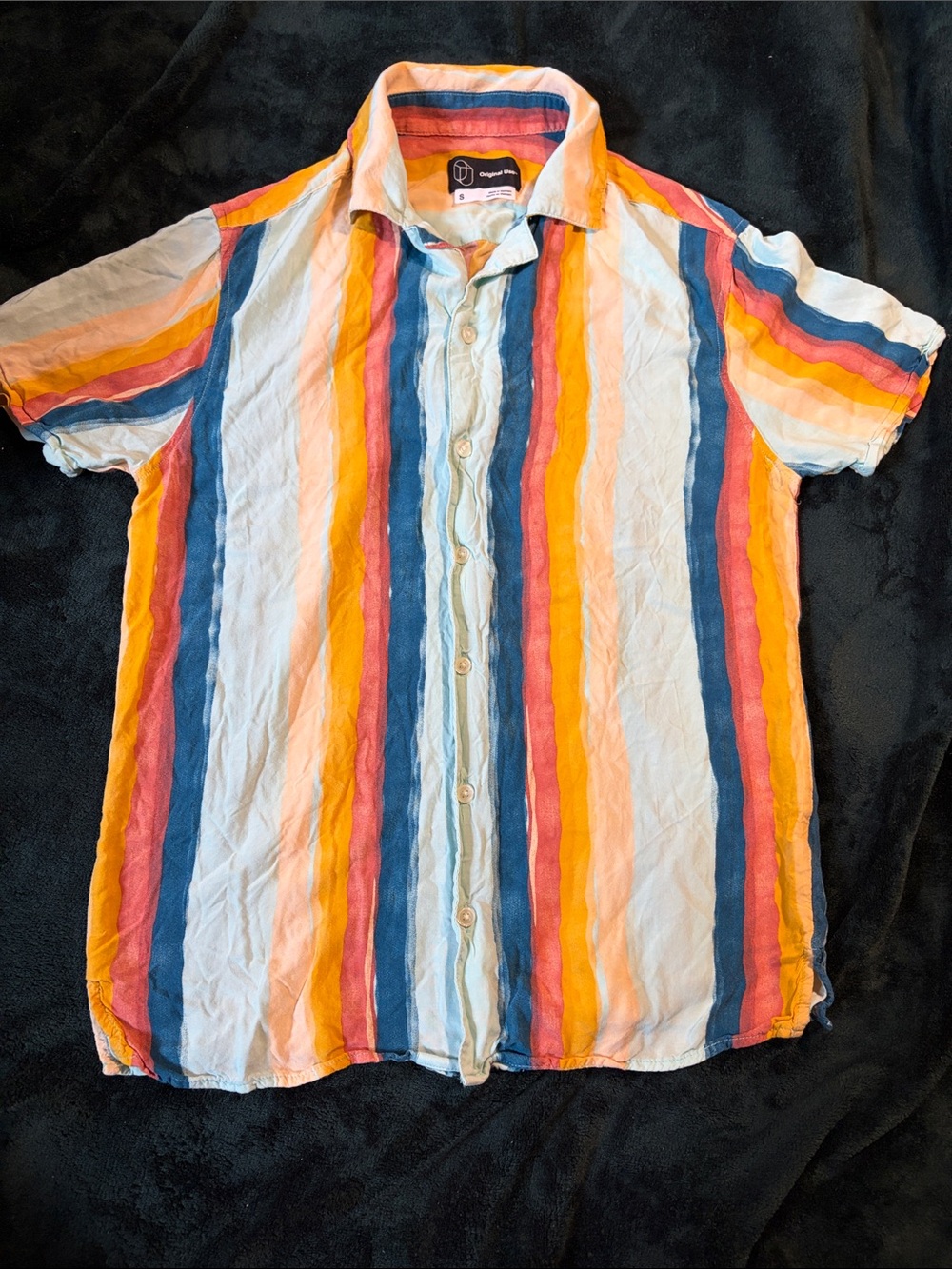 Striped Short-Sleeve Button up Shirt